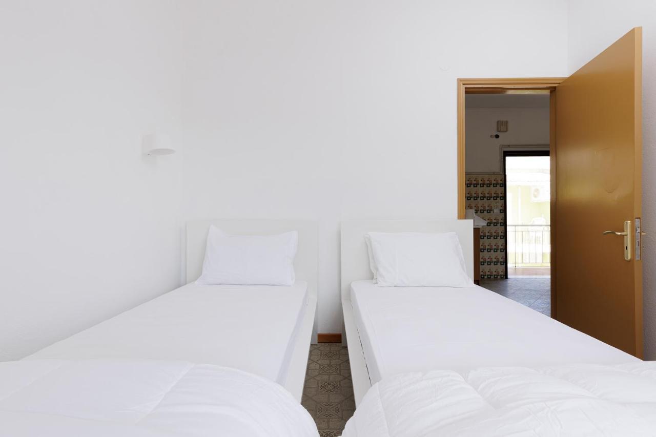 The Island Life Apartments By Konnect, Ipsos Beach Ypsos Exterior foto